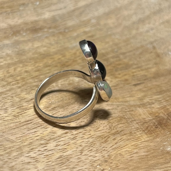 White Ethiopian Opal & Black Opal 925 Sterling Silver Four Stone Open Ring - Picture 10 of 16